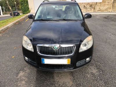 usado Skoda Fabia 1.2 HTP Ambient 2008 Full extras com 108.000 km