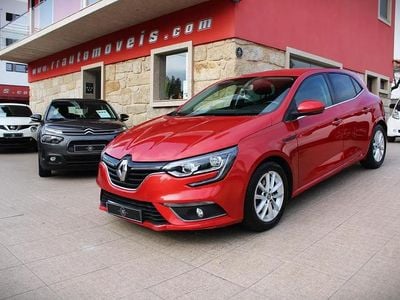 Vermelho Usado 2017 Renault Mégane IV Initiale Paris | € 12.450 (Preço justo)