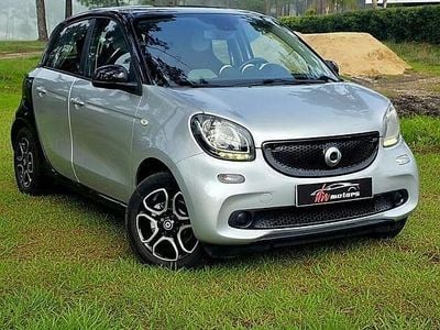 Cinza Usado 2015 Smart ForFour Passion Citadino | € 8.990 (Preço justo)