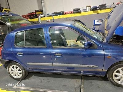 Usado 2000 Renault Clio II Sedan | € 1.580 (Preço justo)