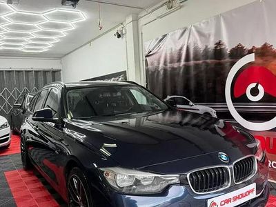 Usado BMW 316 Sport Line 122 HP (89 kW) 2017 Azul escuro Carrinha