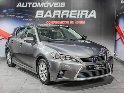 Cinza Usado 2015 Lexus CT200h Executive Line | € 16.900