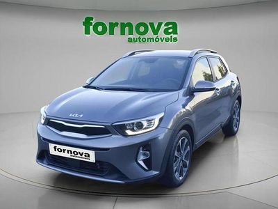 Cinzento Usado 2025 Kia Stonic SUV | € 21.990 (Caro)
