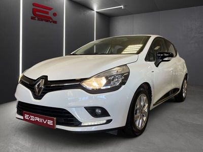 Branco Usado 2019 Renault Clio IV LIMITED | € 13.980 (Preço justo)