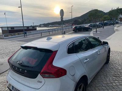 Branco Usado 2013 Volvo V40 Carrinha | € 6.950 (Preço elevado)