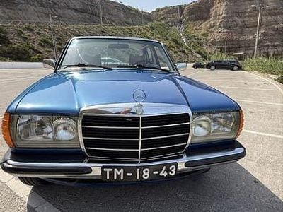 Usado Mercedes 300 1979 Sedan