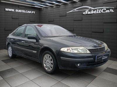 Usado Renault Laguna II 110 HP (80 kW) 2002 Preto