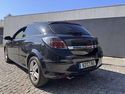 Opel Astra GTC