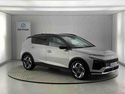 Usado Hyundai Bayon Premium 102 HP (75 kW) 2024 Cinzento SUV