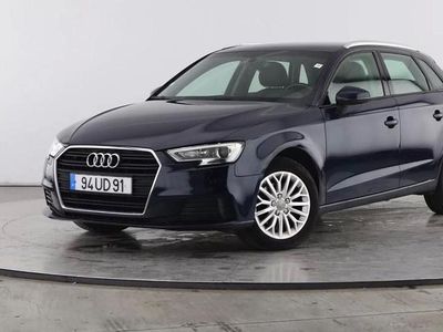 Cinzento Usado 2018 Audi A3 | € 17.999 (Preço justo)