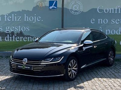 Usado VW Arteon Elegance 150 HP (110 kW) 2018 Preto Citadino