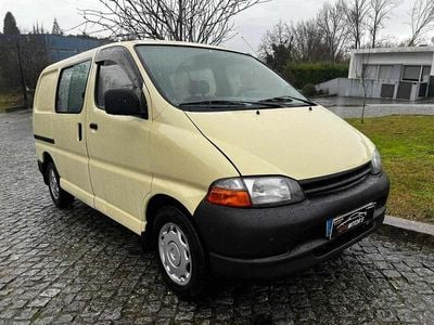 Usado Toyota HiAce 79 HP (58 kW) 1997 Outra Monovolume