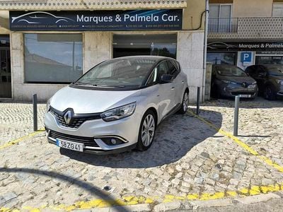 Usado Renault Scénic IV 120 HP (88 kW) 2019 Cinzento Monovolume