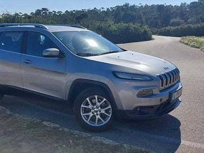 Usado 2014 Jeep Cherokee Longitude SUV | € 13.990