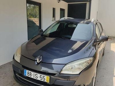 Usado 2010 Renault Mégane III Sedan | € 4.550 (Preço justo)