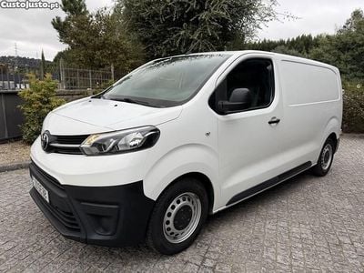 Usado Toyota Proace 115 HP (84 kW) 2016 Branco Monovolume