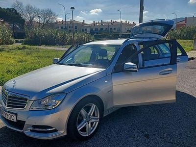Usado 2011 Mercedes C180 Sedan | € 9.150