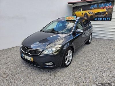 Preto Usado 2011 Kia Ceed Sportswagon Carrinha | € 4.950 (Preço justo)