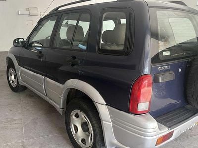 Usado Suzuki Grand Vitara 90 HP (66 kW) 2000 Sedan