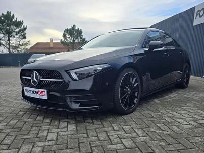 Preto Usado 2019 Mercedes A180 AMG line Sedan | € 27.950 (Preço justo)