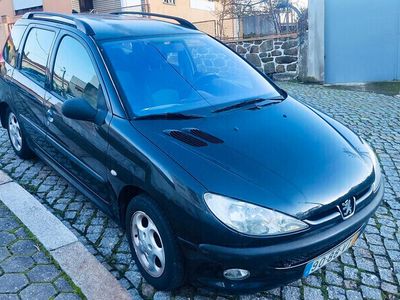 usado Peugeot 206 1.1 SW só 1799EUR