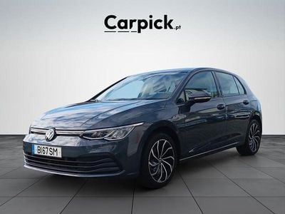 Cinza Usado 2024 VW Golf VIII Life | € 24.500 (Preço justo)