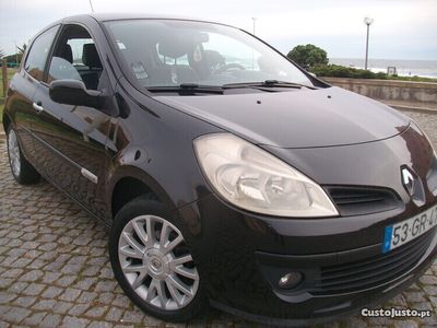 usado Renault Clio 1.5 DCI (RIPCURL) Impecável