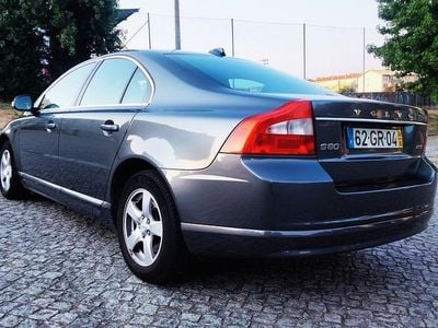 Usado 2008 Volvo S80 Momentum Sedan | € 8.250