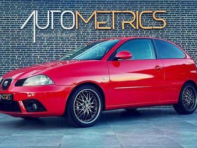 Vermelho Usado 2008 Seat Ibiza Reference Citadino | € 7.500 (Preço justo)