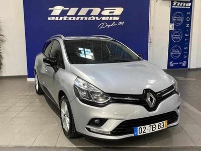 Cinzento Usado 2017 Renault Clio GrandTour Carrinha | € 12.950