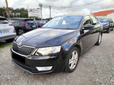 usado Skoda Octavia 1.6 TDi Ambition