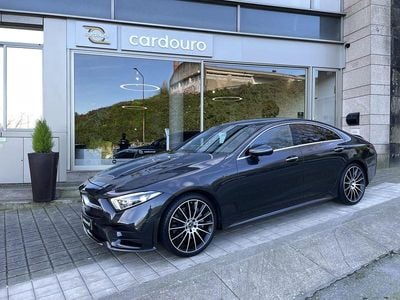 Preto preto Usado 2019 Mercedes E300 AMG Sedan | € 54.900 (Caro)