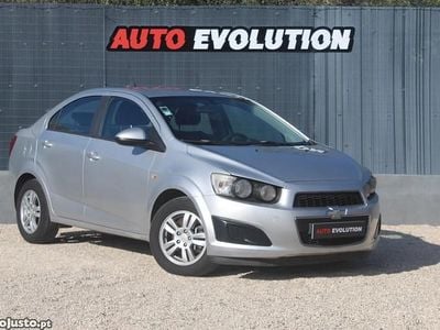 Usado Chevrolet Aveo LT 95 HP (69 kW) 2013 Cinza