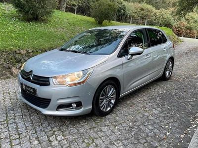 Cinzento Usado 2012 Citroën C4 Exclusive | € 10.750 (Preço justo)