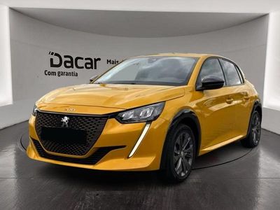 Usado Peugeot e-208 Allure 100 kW (136 HP) 2022 Amarelo Citadino