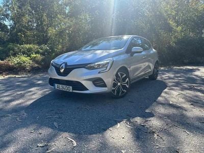 Cinzento Usado 2021 Renault Clio V Zen | € 18.900 (Caro)