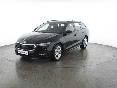 Usado Skoda Octavia Style 204 HP (150 kW) 2022 Preto metalizado Carrinha