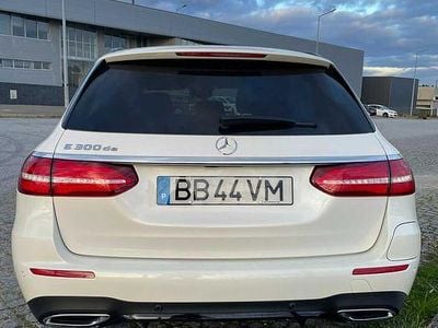 Usado 2020 Mercedes E300 AMG line Sedan | € 34.500 (Bom preço)