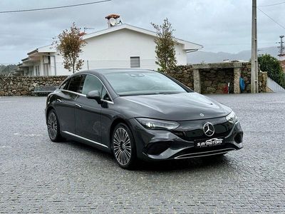 Cinza Usado 2022 Mercedes EQE350 Electric Art Sedan | € 44.500 (Preço elevado)