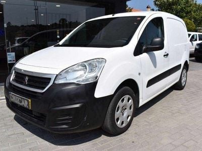 Branco Usado 2015 Peugeot Partner Monovolume | € 12.999 (Preço elevado)