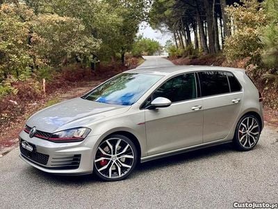 Cinza Usado 2015 VW Golf VII GTI Citadino | € 24.990 (Preço elevado)