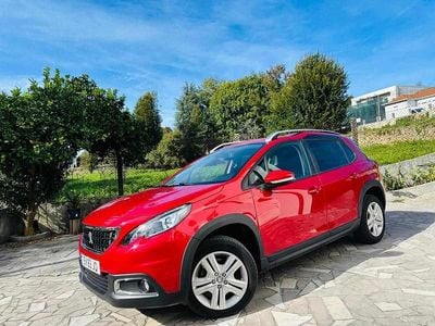 Usado Peugeot 2008 130 HP (95 kW) 2019 Vermelho SUV