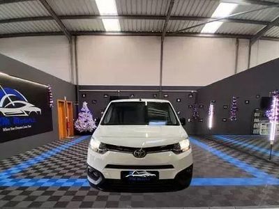 Branco Usado 2022 Toyota Proace Monovolume | € 17.890 (Preço elevado)
