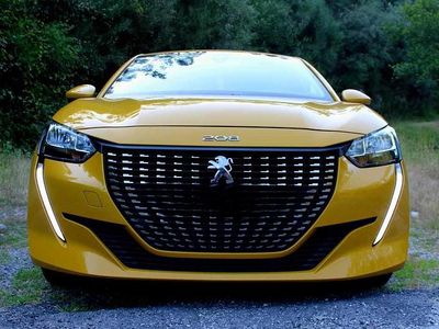 Outra Usado 2021 Peugeot 208 Active Citadino | € 15.950 (Preço elevado)