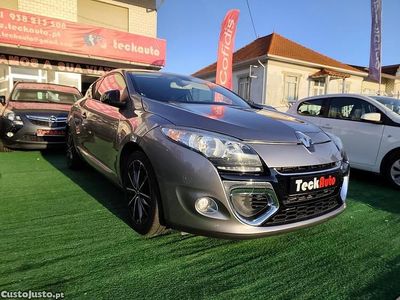 Cinza Usado 2013 Renault Mégane Coupé Bose Edition Coupé | € 10.580