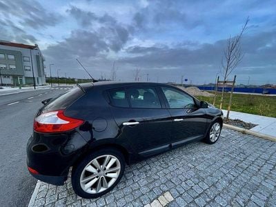 Usado 2010 Renault Mégane III Dynamique Sedan | € 4.900 (Bom preço)