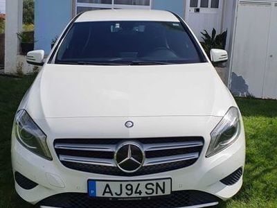 usado Mercedes A180 Classe7G-DCT 2015 - Excelente Estado!