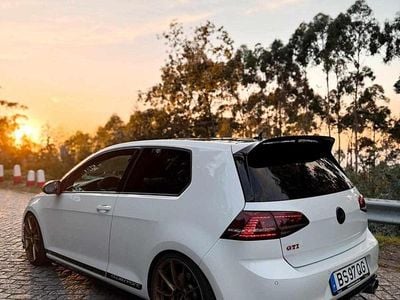 Branco Usado 2016 VW Golf VII GTI Clubsport | € 29.900 (Preço justo)