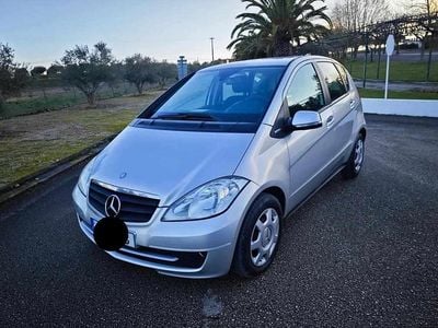 Usado Mercedes A160 95 HP (69 kW) 2010 Cinzento Citadino