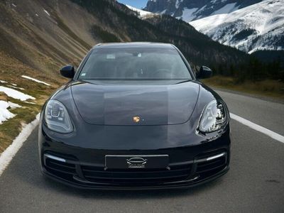 Porsche Panamera 4